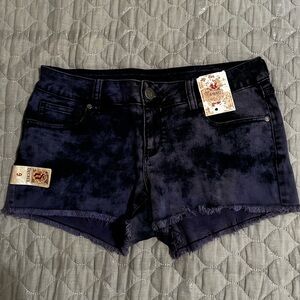 DECREE~PURPLE SHORTS~NWT~SIZE 9